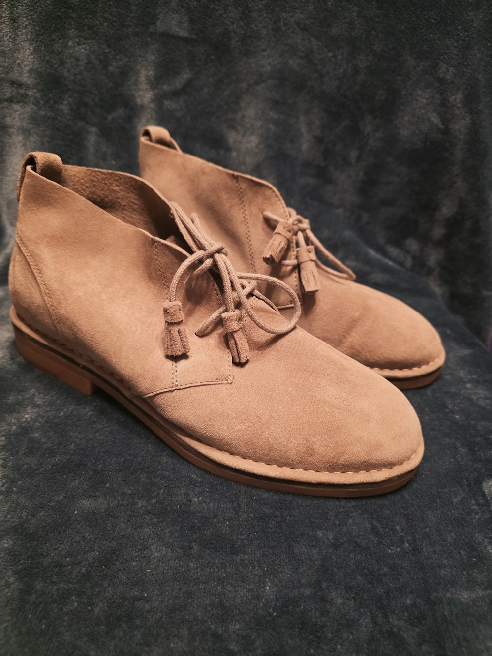 Suede Tassel Chukka Boots - Tan